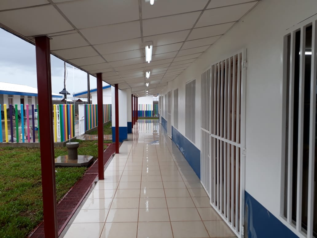 ESCUELA1